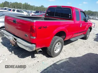 2000 Ford F-250 XL with VIN 1FTNX21F9YEE52396, listed as a IAAI auction lot 42058539 with 204,056 mi miles and . Bid and sale history available at DreamBid. Image 4.