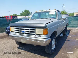 1989 Ford F-250 с VIN 1FTHF26H3KKA46424, выставлен на аукционе IAAI как лот 42475383 с пробегом 20 408 миль миль и . История ставок и продаж доступна на DreamBid. Изображение 6.