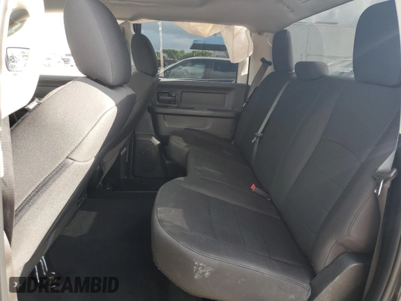2018 Ram 1500 Express z VIN 1C6RR6KT1JS295484, wystawiony jako Copart lot #69132994 z przebiegiem 146 900 mil mil oraz Nie do naprawy • Non repairable. Historia ofert i sprzedaży dostępna na DreamBid. Obrazek 10.