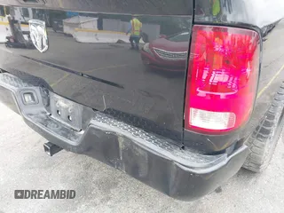 2016 Ram 1500 Express z VIN 1C6RR6FG5GS333031, wystawiony jako IAAI lot #42195110 z przebiegiem 144 921 mil mil oraz . Historia ofert i sprzedaży dostępna na DreamBid. Obrazek 6.