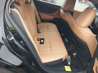 2022 Lexus ES 300h Luxury z VIN 58AEA1C19NU025142, wystawiony jako IAAI lot #42274877 z przebiegiem 33 645 mil mil oraz . Historia ofert i sprzedaży dostępna na DreamBid. Obrazek 8.