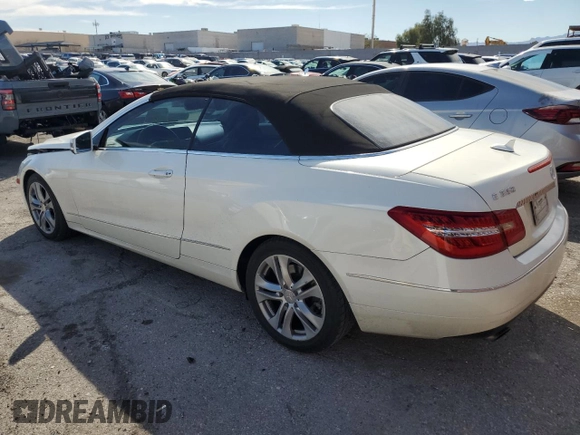 2011 Mercedes-Benz E 350 with VIN WDDKK5GF9BF042554, listed as a Copart auction lot 50602445 with 131,694 mi miles and Salvage title. Bid and sale history available at DreamBid. Image 2.