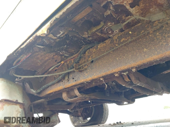 1997 Ford F-150 XL с VIN 1FTDX186XVKA16360, выставлен на аукционе IAAI как лот 42431854 с пробегом 254 944 миль миль и . История ставок и продаж доступна на DreamBid. Изображение 12.