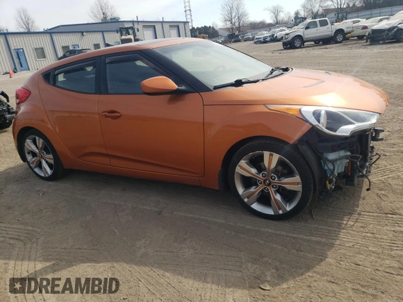 2013 Hyundai Veloster RE:MIX with VIN KMHTC6AD6DU156272, listed as a Copart auction lot 48770025 with 101,729 mi miles and Salvage title. Bid and sale history available at DreamBid. Image 4.