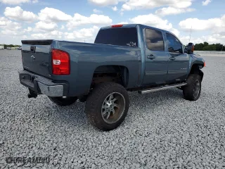 2009 Chevrolet Silverado 1500 LTZ with VIN 3GCEK33349G288587, listed as a Copart auction lot 52028095 with 123,469 mi miles and Clean Title. Bid and sale history available at carsss.com. Image 3.