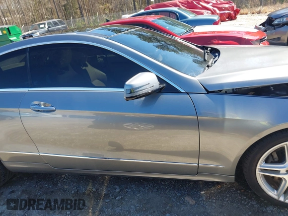 2013 Mercedes-Benz E-Class E 350 with VIN WDDKJ8JB3DF210590, listed as a IAAI auction lot 41813869 with 77,247 mi miles. Bid and sale history available at carsss.com. Image 13.