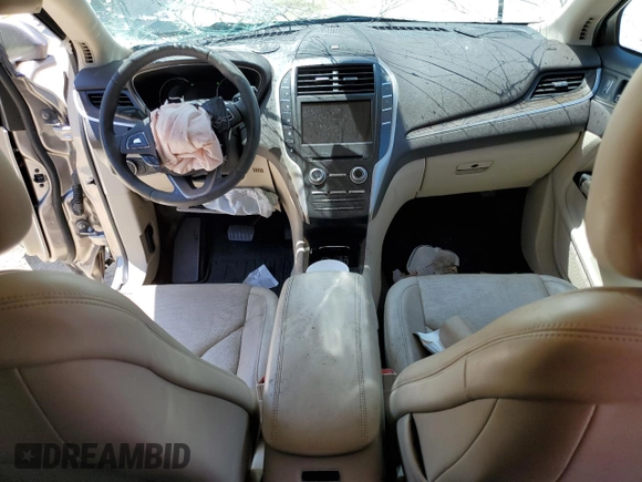 2019 Lincoln MKC Reserve with VIN 5LMCJ3C97KUL02010, listed as a Copart auction lot 57616845 with 73,501 mi miles and Non repairable. Bid and sale history available at DreamBid. Image 8.