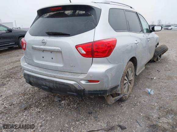 2017 Nissan Pathfinder SV with VIN 5N1DR2MN8HC639550, listed as a IAAI auction lot 41251228 with 109,186 mi miles. Bid and sale history available at carsss.com. Image 4.