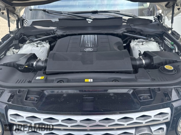 2017 Land Rover Range Rover Sport HSE with VIN SALWR2FV4HA157415, listed as a IAAI auction lot 42278651 with 134,393 mi miles and . Bid and sale history available at DreamBid. Image 9.