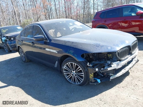 2019 BMW 5 Series 530i xDrive with VIN WBAJA7C55KG912518, listed as a IAAI auction lot 41846385 with 58,262 mi miles. Bid and sale history available at carsss.com. Image 1.