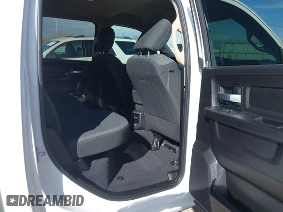 2019 Ram 2500 Tradesman with VIN 3C6UR5HJ3KG595479, listed as a IAAI auction lot 41480080 with 63,268 mi miles and . Bid and sale history available at DreamBid. Image 8.