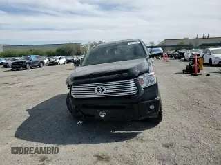2015 Toyota Tundra Platinum z VIN 5TFAW5F15FX439338, wystawiony jako Copart lot #53471185 z przebiegiem 93 454 mil mil oraz Szkoda całkowita • Salvage title. Historia ofert i sprzedaży dostępna na DreamBid. Obrazek 12.