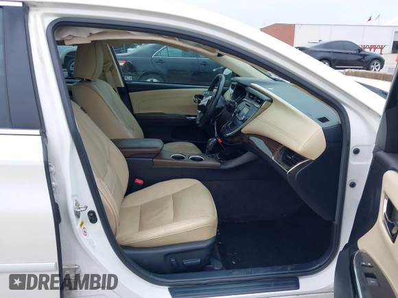 2014 Toyota Avalon Limited z VIN 4T1BK1EB6EU098479, wystawiony jako IAAI lot #42171736 z przebiegiem 92 290 mil mil oraz . Historia ofert i sprzedaży dostępna na DreamBid. Obrazek 5.