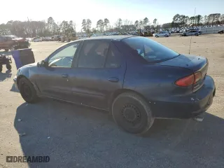 2002 Chevrolet Cavalier with VIN 1G1JC524027313528, listed as a Copart auction lot 84724384 with 171,949 mi miles and Non Repairable. Bid and sale history available at carsss.com. Image 2.