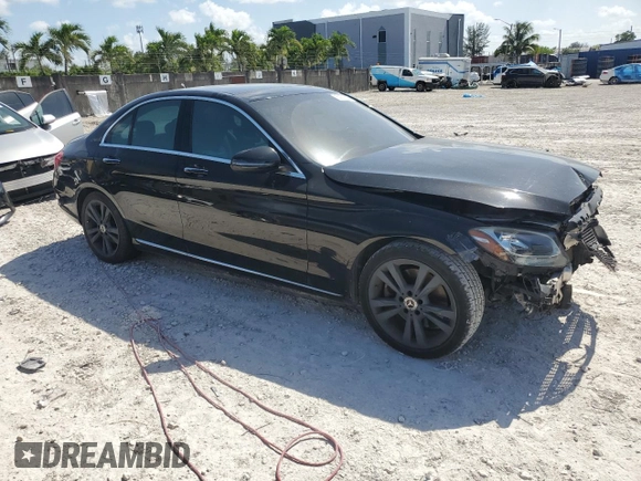 2017 Mercedes-Benz C 300 with VIN 55SWF4JBXHU210780, listed as a Copart auction lot 60922285 with 156,519 mi miles and Salvage title. Bid and sale history available at DreamBid. Image 4.