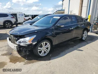 2013 Nissan Altima 3.5 SL with VIN 1N4BL3AP6DN521929, listed as a Copart auction lot 55559294 with 146,263 mi miles and Salvage Title. Bid and sale history available at carsss.com. Image 1.