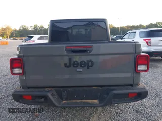 2023 Jeep Gladiator Sport S с VIN 1C6HJTAG0PL534130, выставлен на аукционе IAAI как лот 42842561 с пробегом 60 635 миль миль и . История ставок и продаж доступна на DreamBid. Изображение 15.