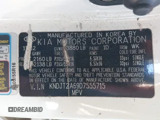 2013 Kia Soul + z VIN KNDJT2A69D7555715, wystawiony jako IAAI lot #42044741 z przebiegiem 127 326 mil mil oraz . Historia ofert i sprzedaży dostępna na DreamBid. Obrazek 9.