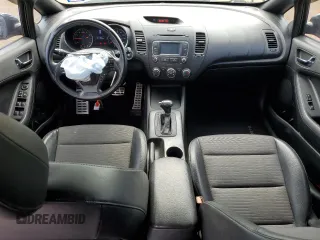 2016 Kia Forte SX с VIN KNAFZ5A32G5498542, выставлен на аукционе Copart как лот 55587425 с пробегом 120 760 миль миль и Списание • Salvage title. История ставок и продаж доступна на DreamBid. Изображение 8.