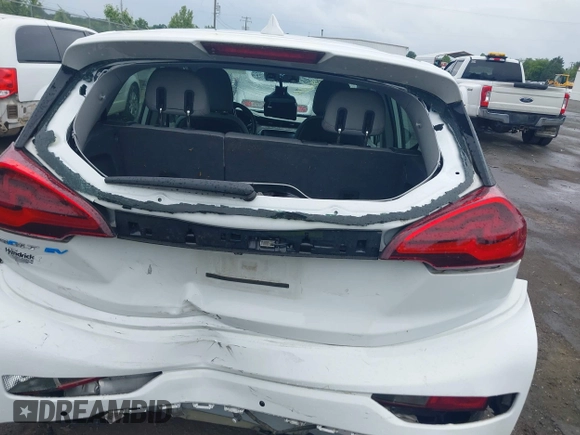 2021 Chevrolet Bolt EV LT z VIN 1G1FY6S05M4101349, wystawiony jako IAAI lot #42362226 z przebiegiem 47 005 mil mil oraz . Historia ofert i sprzedaży dostępna na DreamBid. Obrazek 16.