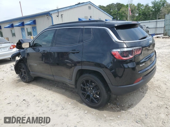 2022 Jeep Compass Latitude Lux с VIN 3C4NJDFB5NT131065, выставлен на аукционе Copart как лот 54093045 с пробегом 28 445 миль миль и Списание • Salvage title. История ставок и продаж доступна на DreamBid. Изображение 2.