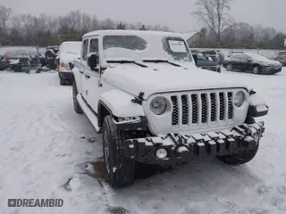 2023 Jeep Gladiator Overland with VIN 1C6HJTFG6PL544489, listed as a IAAI auction lot 41311654 with 37,630 mi miles. Bid and sale history available at carsss.com. Image 1.