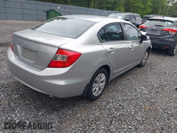 2012 Honda Civic LX z VIN 19XFB2F57CE013066, wystawiony jako IAAI lot #42344054 z przebiegiem 185 986 mil mil oraz . Historia ofert i sprzedaży dostępna na DreamBid. Obrazek 4.