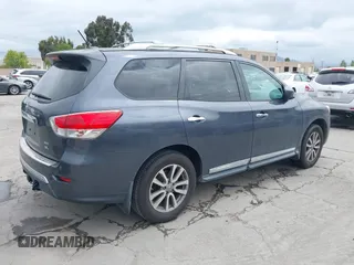 2014 Nissan Pathfinder SV with VIN 5N1AR2MM9EC625565, listed as a IAAI auction lot 42137658 with 163,357 mi miles. Bid and sale history available at carsss.com. Image 4.