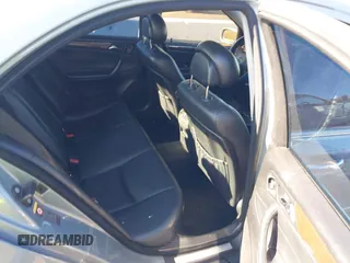 2005 Mercedes-Benz C 240 with VIN WDBRF61J85A764789, listed as a IAAI auction lot 41319572 with 8,921 mi miles and . Bid and sale history available at DreamBid. Image 8.