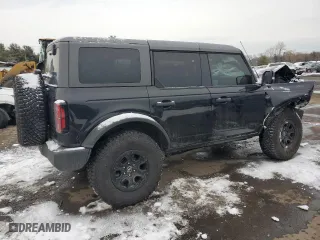 2024 Ford Bronco Wildtrak with VIN 1FMEE2BP2RLA72211, listed as a Copart auction lot 44726825 with 9,469 mi miles and Salvage Title. Bid and sale history available at carsss.com. Image 3.