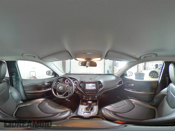 2019 Jeep Cherokee Altitude с VIN 1C4PJMLB5KD395188, выставлен на аукционе Copart как лот 61663415 с пробегом 16 965 миль миль и Списание • Salvage title. История ставок и продаж доступна на DreamBid. Изображение 15.