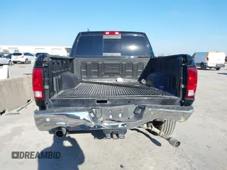 2015 Ram 1500 Outdoorsman z VIN 1C6RR6LT7FS592085, wystawiony jako IAAI lot #41384731 z przebiegiem 134 384 mil mil oraz . Historia ofert i sprzedaży dostępna na DreamBid. Obrazek 16.