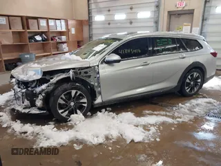 2018 Buick Regal Essence with VIN W04GV8SX0J1094167, listed as a IAAI auction lot 41845416 with 100,091 mi miles and . Bid and sale history available at DreamBid. Image 19.