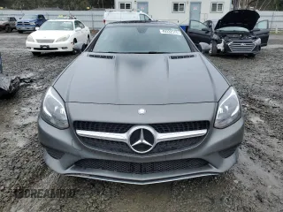 2017 Mercedes-Benz SLC 300 z VIN WDDPK3JA9HF133128, wystawiony jako Copart lot #49332575 z przebiegiem Nie podano mil oraz Szkoda całkowita • Salvage title. Historia ofert i sprzedaży dostępna na DreamBid. Obrazek 5.