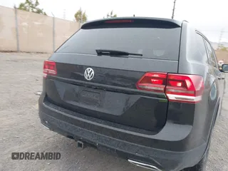 2019 Volkswagen Atlas SE with VIN 1V2LR2CA9KC540062, listed as a IAAI auction lot 41214176 with 78,977 mi miles and . Bid and sale history available at DreamBid. Image 16.