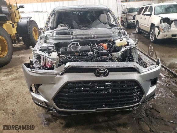 2024 Toyota Grand Highlander Hybrid XLE with VIN 5TDACAB53RS018190, listed as a Copart auction lot 79256884 with NaN miles and Salvage Title. Bid and sale history available at carsss.com. Image 5.
