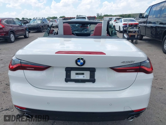 2024 BMW 4 Series 430i z VIN WBA23AT05RCP25894, wystawiony jako IAAI lot #41895019 z przebiegiem 7362 mil mil oraz . Historia ofert i sprzedaży dostępna na DreamBid. Obrazek 16.