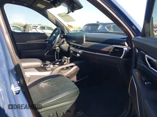 2024 Kia Telluride SX Prestige X-Pro with VIN 5XYP5DGC9RG552885, listed as a IAAI auction lot 42554187 with 10,482 mi miles and . Bid and sale history available at DreamBid. Image 5.