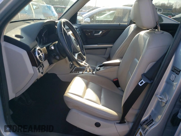 2015 Mercedes-Benz GLK 250 with VIN WDCGG0EB7FG378413, listed as a Copart auction lot 41513954 with 155,151 mi miles and . Bid and sale history available at DreamBid. Image 7.