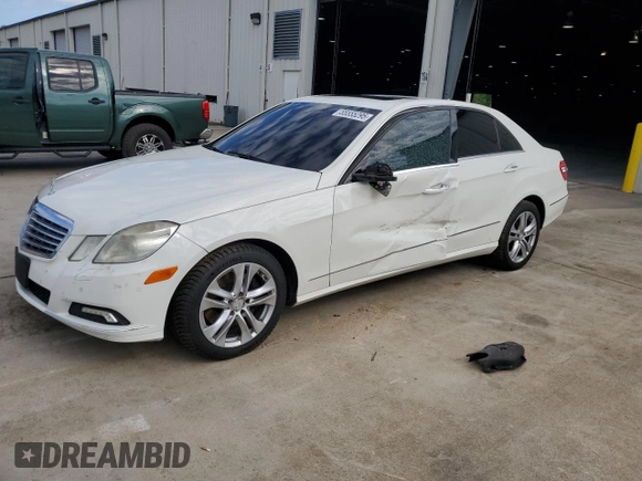 2010 Mercedes-Benz E 350 Luxury z VIN WDDHF8HB3AA147100, wystawiony jako Copart lot #55555295 z przebiegiem 165 873 mil mil oraz Szkoda całkowita • Salvage title. Historia ofert i sprzedaży dostępna na DreamBid. Obrazek 1.