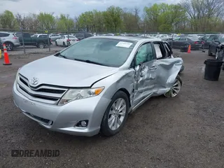 2013 Toyota Venza LE z VIN 4T3ZA3BB4DU077069, wystawiony jako IAAI lot #42103701 z przebiegiem 119 947 mil mil oraz . Historia ofert i sprzedaży dostępna na DreamBid. Obrazek 2.