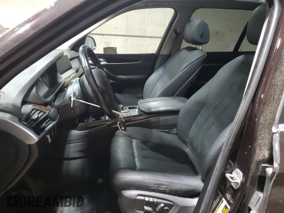 2014 BMW X5 xDrive35i z VIN 5UXKR0C58E0H25313, wystawiony jako Copart lot #58592775 z przebiegiem 199 054 mil mil oraz Czysty tytuł • Clean title. Historia ofert i sprzedaży dostępna na DreamBid. Obrazek 7.