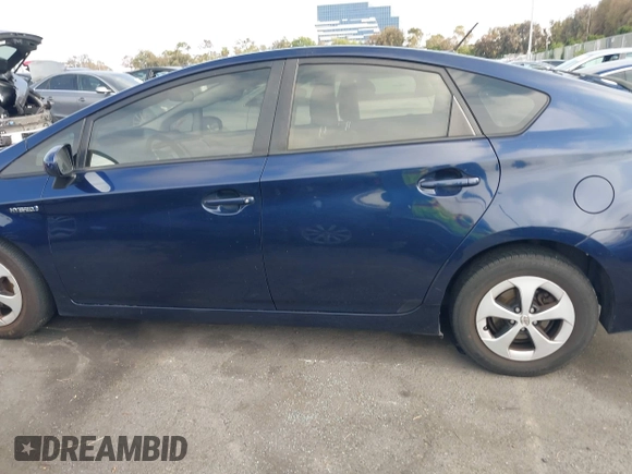 2014 Toyota Prius Four with VIN JTDKN3DU3E0373310, listed as a IAAI auction lot 42369735 with 171,215 mi miles and . Bid and sale history available at DreamBid. Image 15.