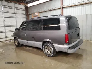 2000 Chevrolet Astro with VIN 1GNEL19WXYB140753, listed as a Copart auction lot 74493894 with 141,609 mi miles and Salvage Title. Bid and sale history available at carsss.com. Image 2.