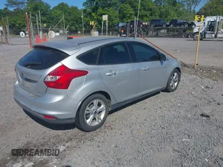2013 Ford Focus SE with VIN 1FADP3K26DL325338, listed as a IAAI auction lot 42051716 with 115,770 mi miles. Bid and sale history available at carsss.com. Image 4.