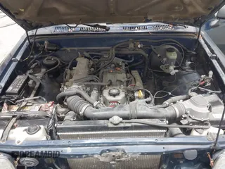 1994 Toyota Pickup z VIN JT4RN81AXR5176830, wystawiony jako IAAI lot #41924753 z przebiegiem 143 231 mil mil oraz . Historia ofert i sprzedaży dostępna na DreamBid. Obrazek 10.