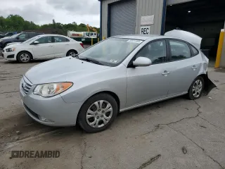 2010 Hyundai Elantra GLS z VIN KMHDU4AD6AU158055, wystawiony jako Copart lot #58831305 z przebiegiem 140 208 mil mil oraz Szkoda całkowita • Salvage title. Historia ofert i sprzedaży dostępna na DreamBid. Obrazek 1.
