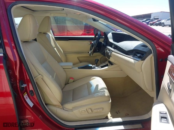 2013 Lexus ES 350 4dr Sdn with VIN JTHBK1GG0D2070425, listed as a IAAI auction lot 41715205 with 96,240 mi miles. Bid and sale history available at carsss.com. Image 5.