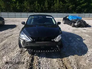 2017 Nissan Sentra S z VIN 3N1AB7AP2HY316068, wystawiony jako Copart lot #56579565 z przebiegiem 231 443 mil mil oraz Szkoda całkowita • Salvage title. Historia ofert i sprzedaży dostępna na DreamBid. Obrazek 14.