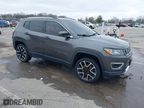 2017 Jeep Compass Limited z VIN 3C4NJDCB8HT647087, wystawiony jako IAAI lot #41998707 z przebiegiem 82 027 mil mil oraz . Historia ofert i sprzedaży dostępna na DreamBid. Obrazek 1.